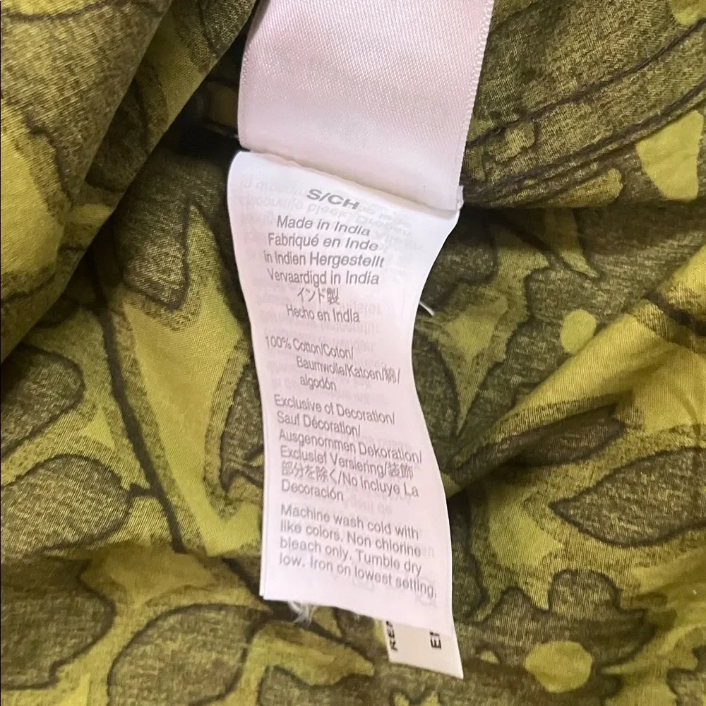 J Crew Reimagined Camo Flower Olive Green Women’s Button Down Yellow Small NW